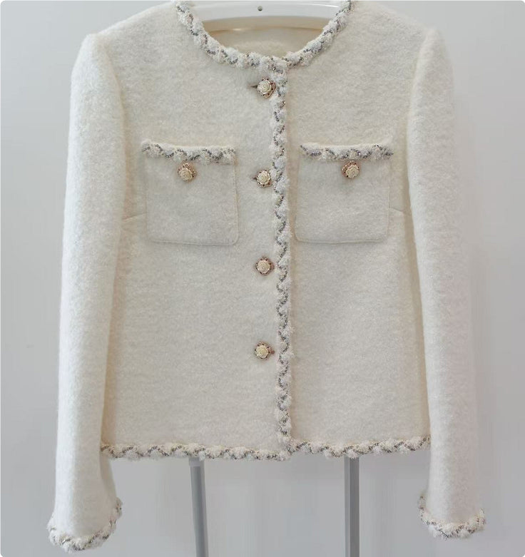 Veste en Tweed Structurée à Finitions Ornée
