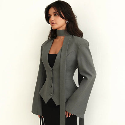 Veste Tailleur Ajustée à Écharpe Intégrée