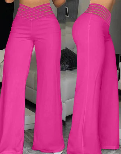 Pantalon Flare à Découpes Modernes