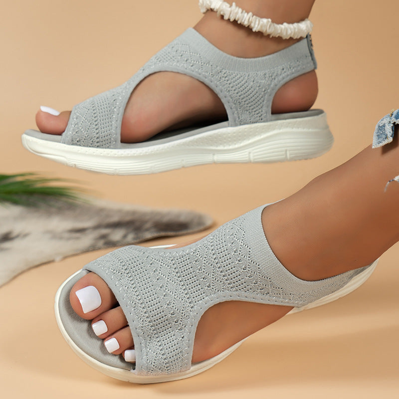 Sandales Légères à Découpe Élégante