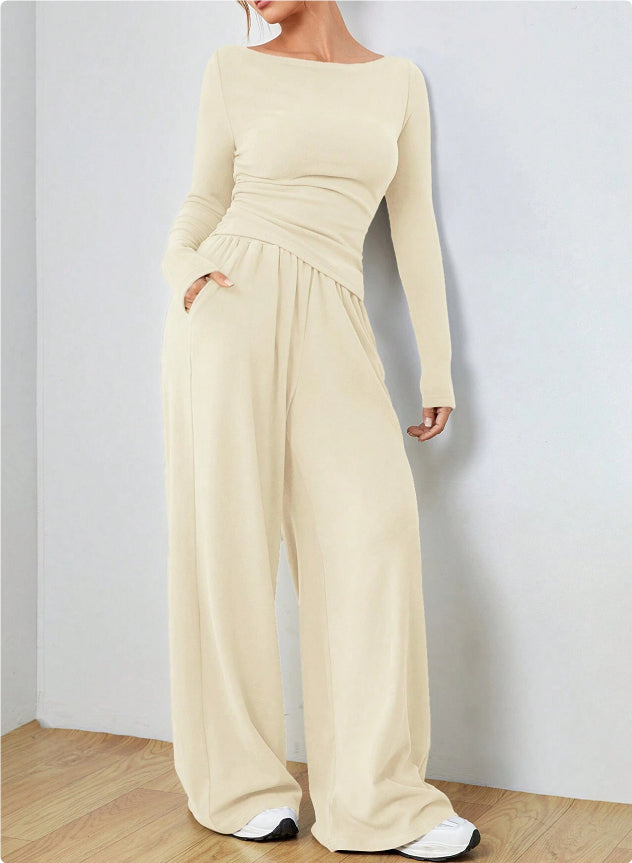 Ensemble Pantalon et Haut à Détail Ruché Moderne