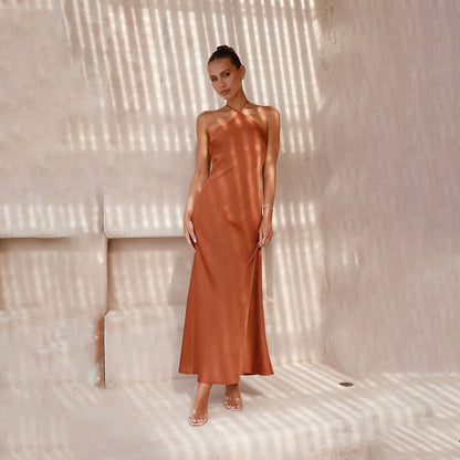 Robe Élégance Satinée Dos Nu