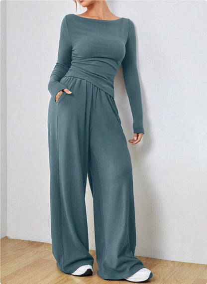 Ensemble Pantalon et Haut à Détail Ruché Moderne