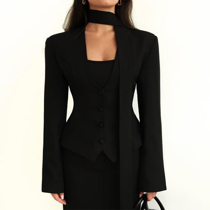 Veste Tailleur Ajustée à Écharpe Intégrée