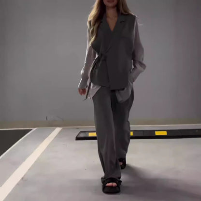Ensemble Élégant Blazer Fluide et Pantalon Droit